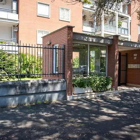 Life - New Eur Torrino Apartment