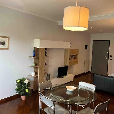 Life - New Eur Torrino Apartment *