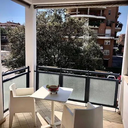 Life - New Eur Torrino Apartment